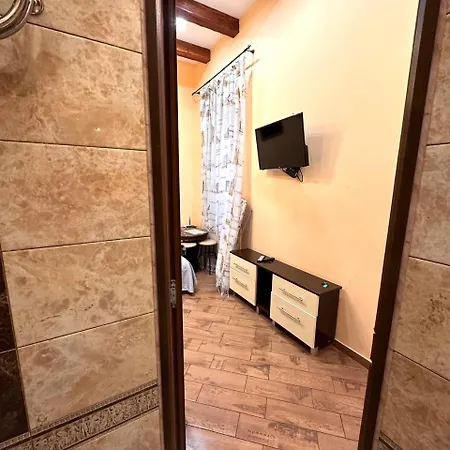 віп вулиця куліша 13 біля форуму недалеко малевичу *