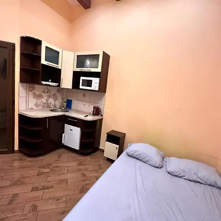 Apartament віп вулиця куліша 13 біля форуму недалеко малевичу Lwów