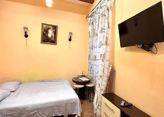 віп вулиця куліша 13 біля форуму недалеко малевичу Lviv