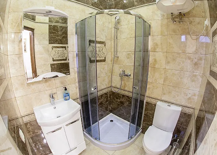 віп вулиця куліша 13 біля форуму недалеко малевичу Apartment