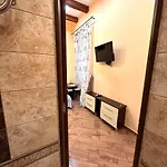 віп вулиця куліша 13 біля форуму недалеко малевичу *