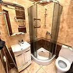 віп вулиця куліша 13 біля форуму недалеко малевичу Apartment