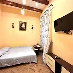 віп вулиця куліша 13 біля форуму недалеко малевичу