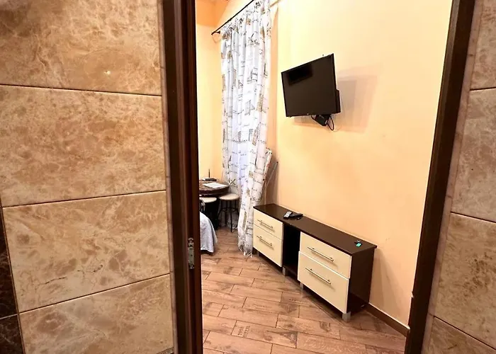 віп вулиця куліша 13 біля форуму недалеко малевичу *